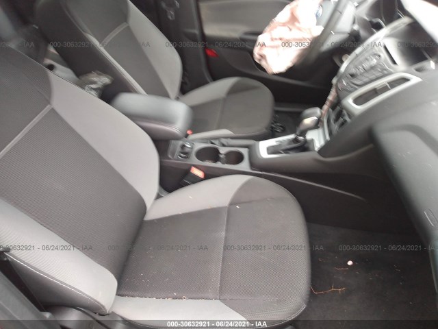 Photo 4 VIN: 1FADP3F22EL438621 - FORD FOCUS 