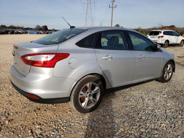 Photo 2 VIN: 1FADP3F22EL446413 - FORD FOCUS 