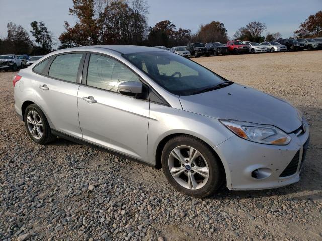 Photo 3 VIN: 1FADP3F22EL446413 - FORD FOCUS 