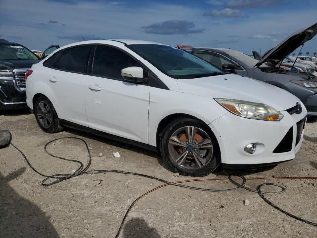 Photo 3 VIN: 1FADP3F22EL448128 - FORD FOCUS SE 