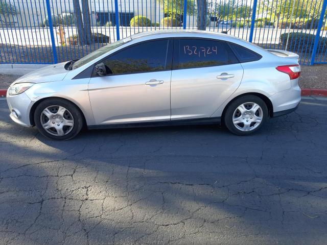 Photo 8 VIN: 1FADP3F22EL453619 - FORD FOCUS SE 