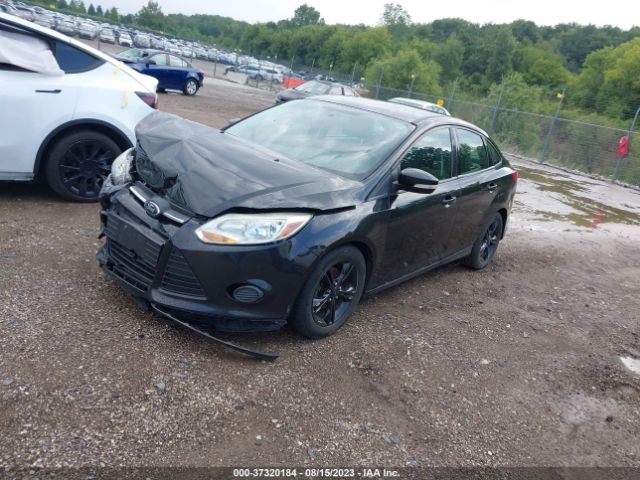 Photo 1 VIN: 1FADP3F22EL457038 - FORD FOCUS 