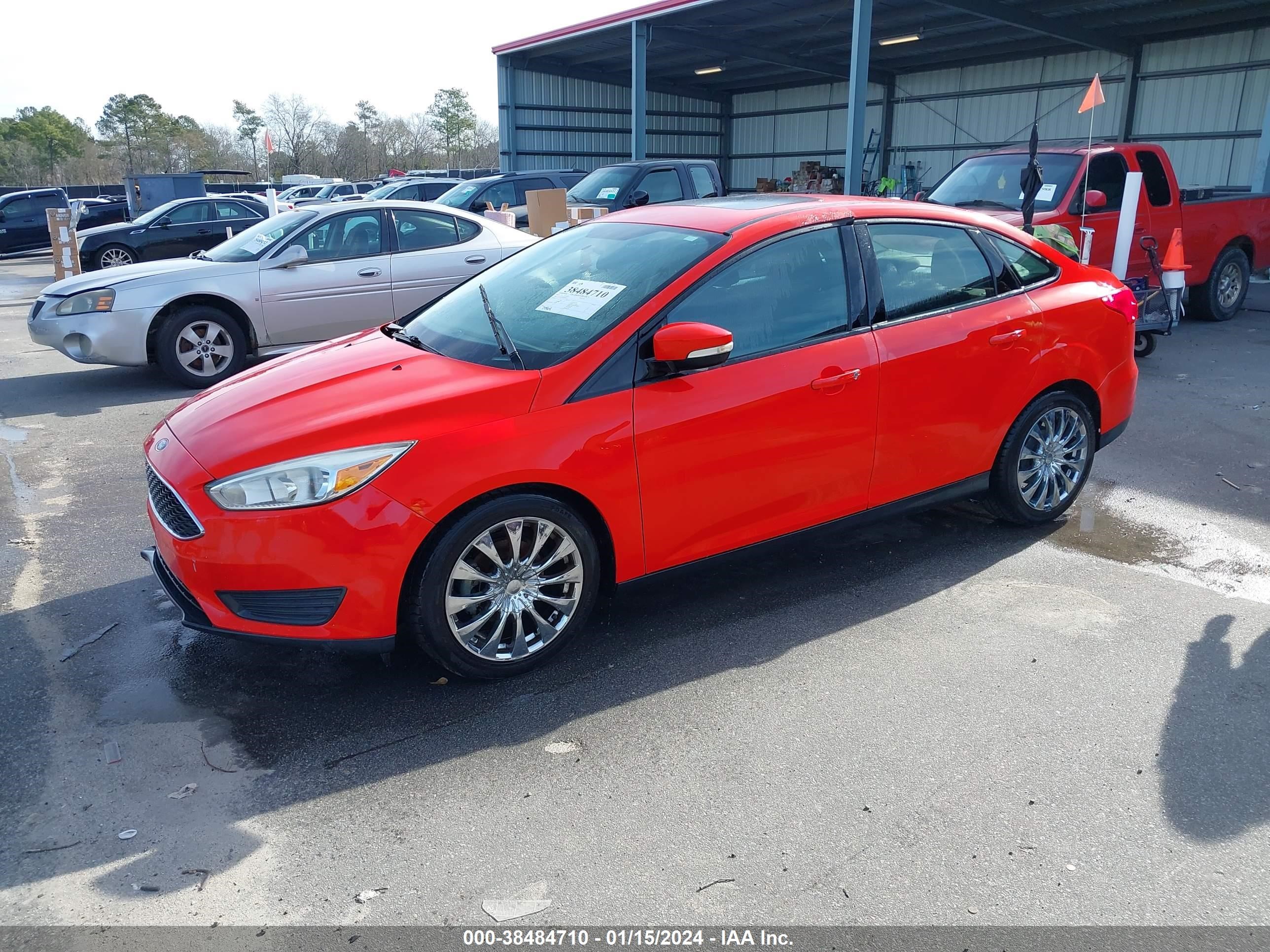 Photo 1 VIN: 1FADP3F22FL206568 - FORD FOCUS 