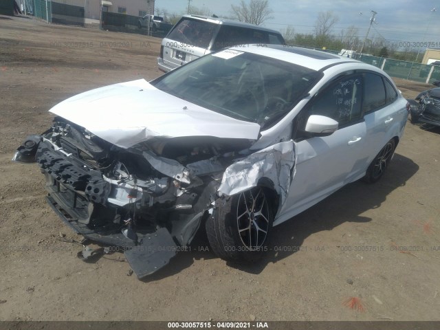 Photo 1 VIN: 1FADP3F22FL268438 - FORD FOCUS 