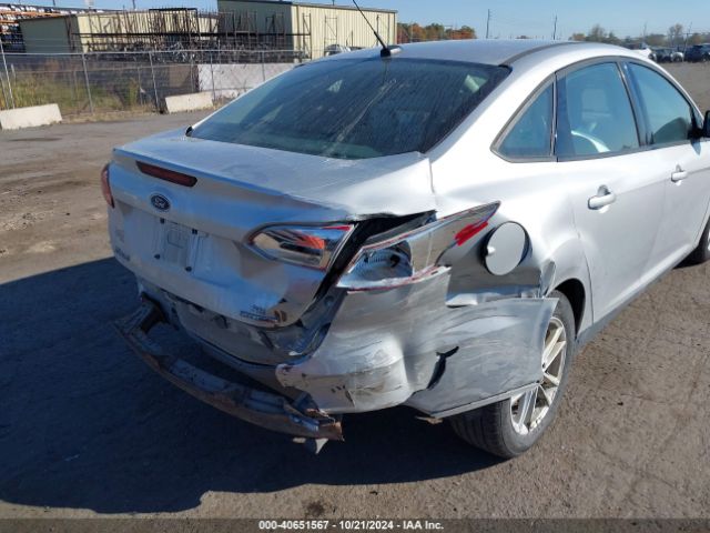 Photo 5 VIN: 1FADP3F22FL325785 - FORD FOCUS 