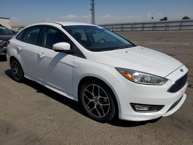 Photo 3 VIN: 1FADP3F22FL375621 - FORD FOCUS SE 