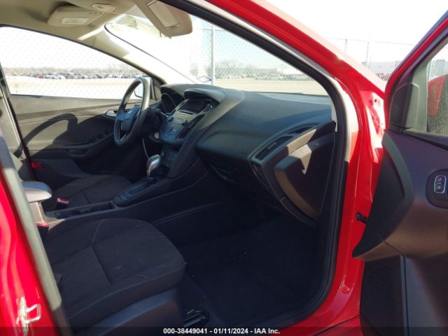 Photo 4 VIN: 1FADP3F22GL275830 - FORD FOCUS 