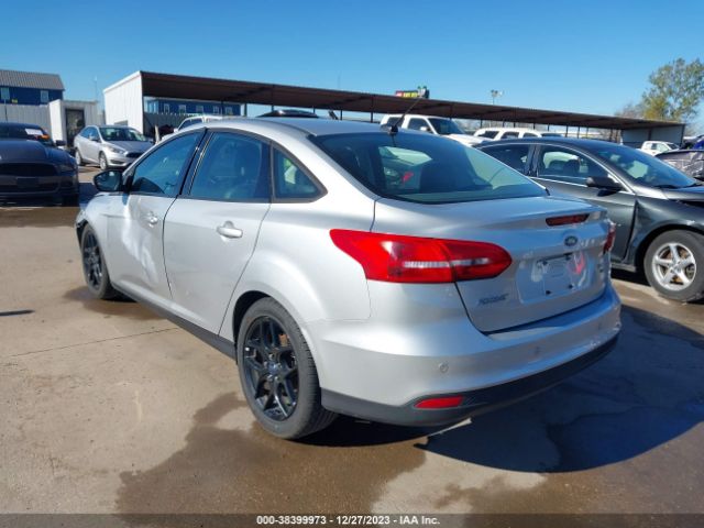 Photo 2 VIN: 1FADP3F22GL332303 - FORD FOCUS 