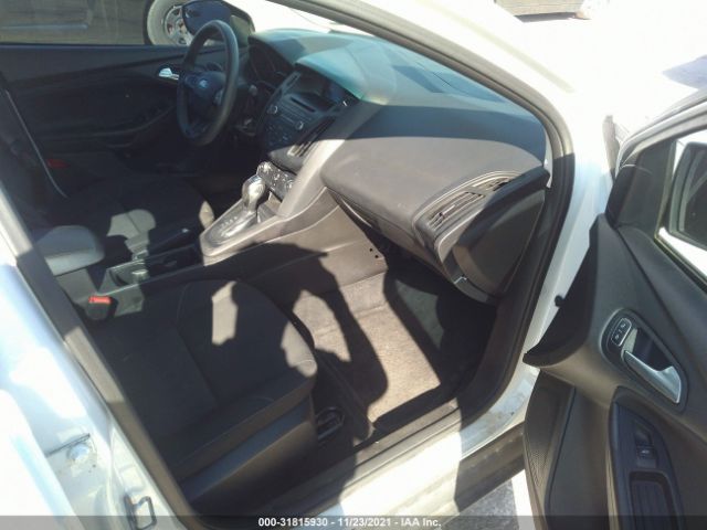 Photo 4 VIN: 1FADP3F22GL338537 - FORD FOCUS 