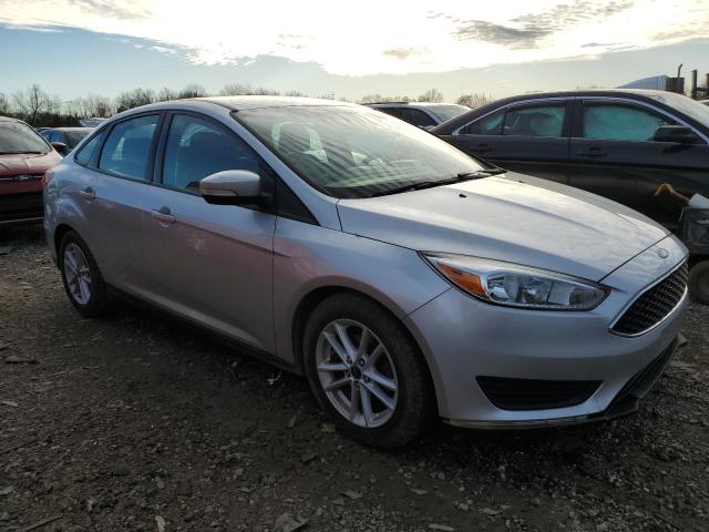 Photo 3 VIN: 1FADP3F22GL404200 - FORD FOCUS SE 