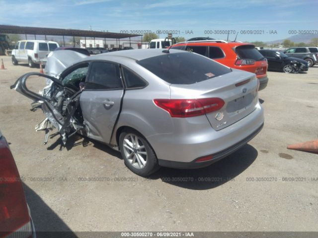 Photo 2 VIN: 1FADP3F22HL211420 - FORD FOCUS 