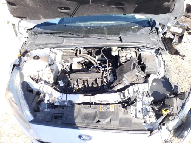 Photo 6 VIN: 1FADP3F22HL301554 - FORD FOCUS SE 