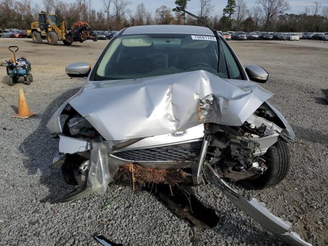 Photo 4 VIN: 1FADP3F22HL336658 - FORD FOCUS 