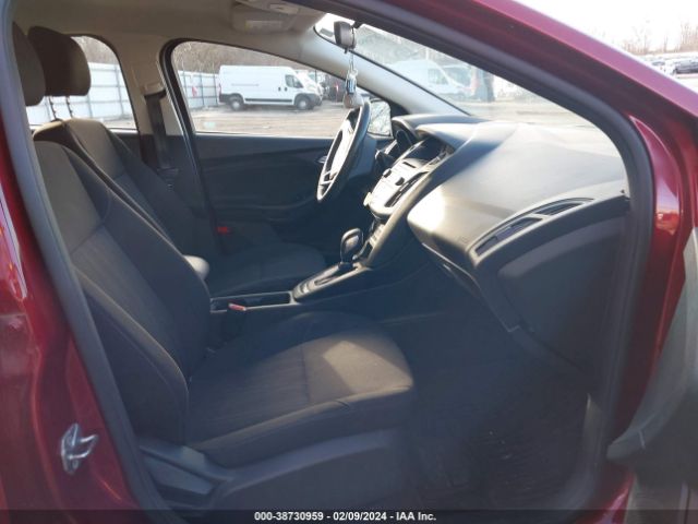 Photo 4 VIN: 1FADP3F22HL341231 - FORD FOCUS 