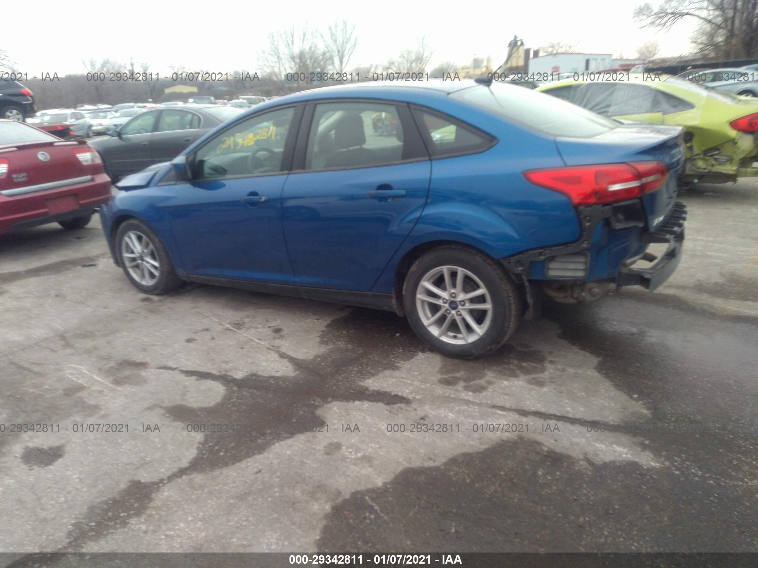 Photo 2 VIN: 1FADP3F22JL209222 - FORD FOCUS 