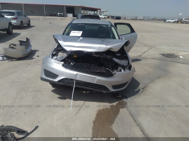 Photo 5 VIN: 1FADP3F22JL240082 - FORD FOCUS 