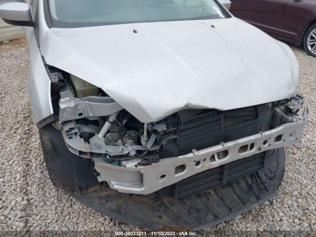 Photo 5 VIN: 1FADP3F22JL252720 - FORD FOCUS 