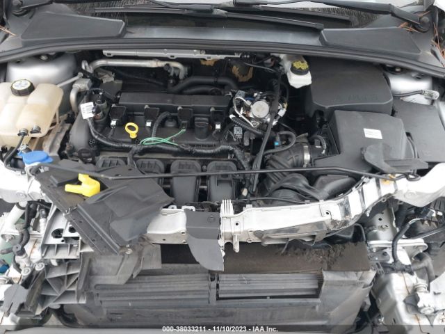 Photo 9 VIN: 1FADP3F22JL252720 - FORD FOCUS 