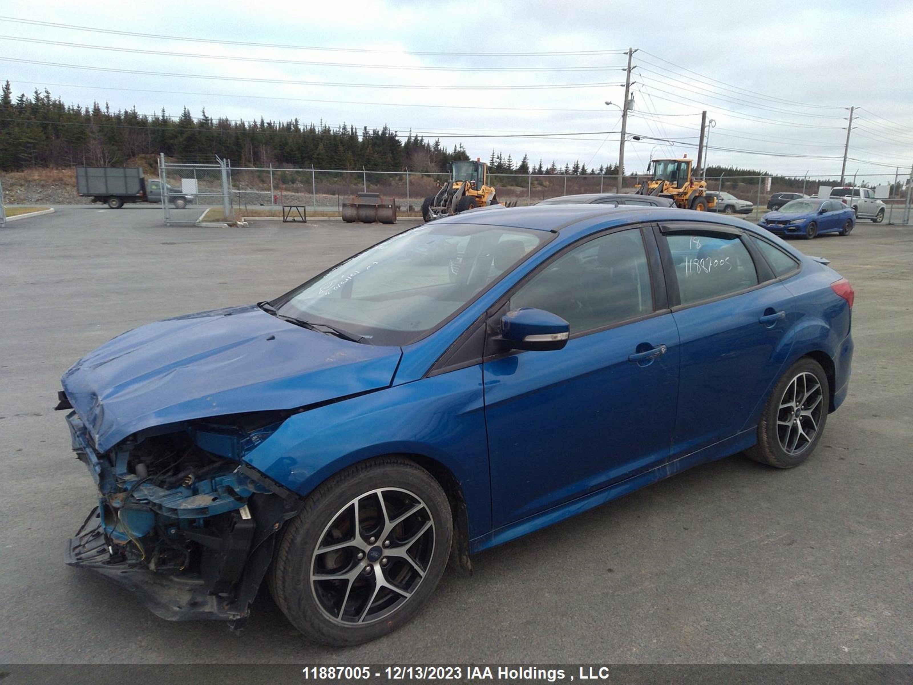 Photo 1 VIN: 1FADP3F22JL290450 - FORD FOCUS 