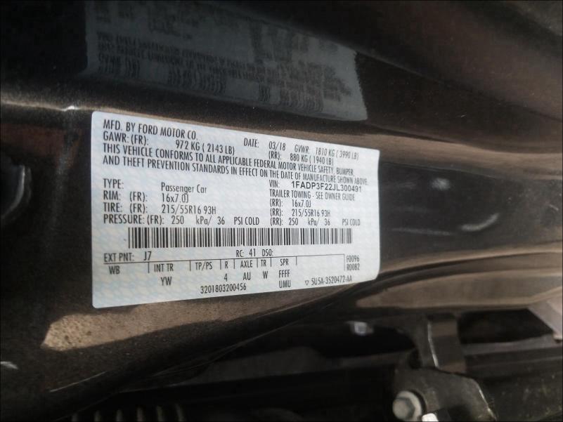 Photo 9 VIN: 1FADP3F22JL300491 - FORD FOCUS SE 