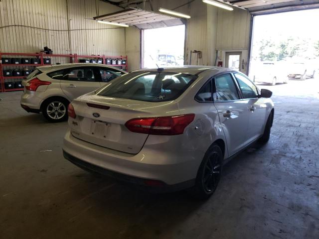 Photo 3 VIN: 1FADP3F22JL327870 - FORD FOCUS SE 