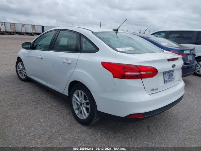 Photo 2 VIN: 1FADP3F22JL328470 - FORD FOCUS 