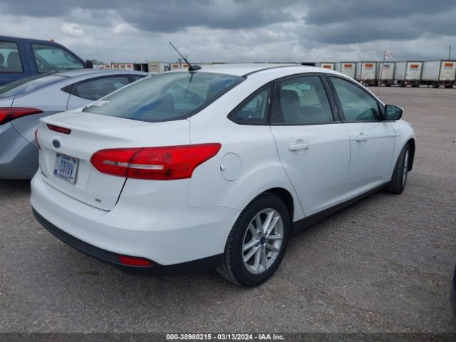 Photo 3 VIN: 1FADP3F22JL328470 - FORD FOCUS 