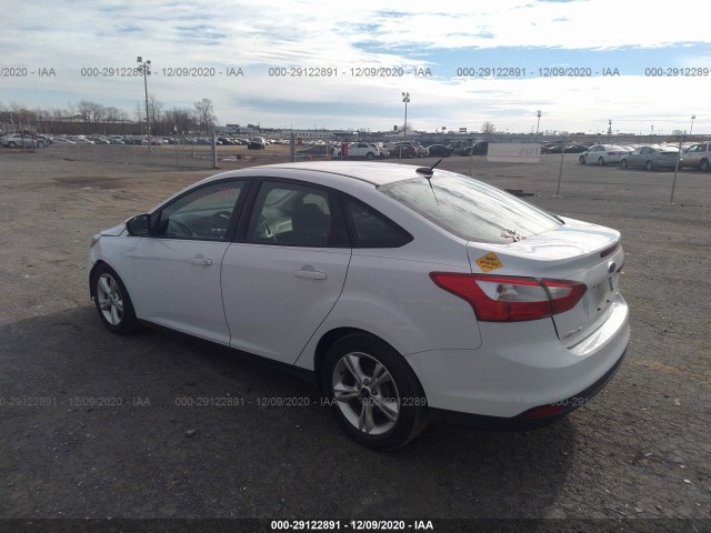 Photo 2 VIN: 1FADP3F23DL118352 - FORD FOCUS 