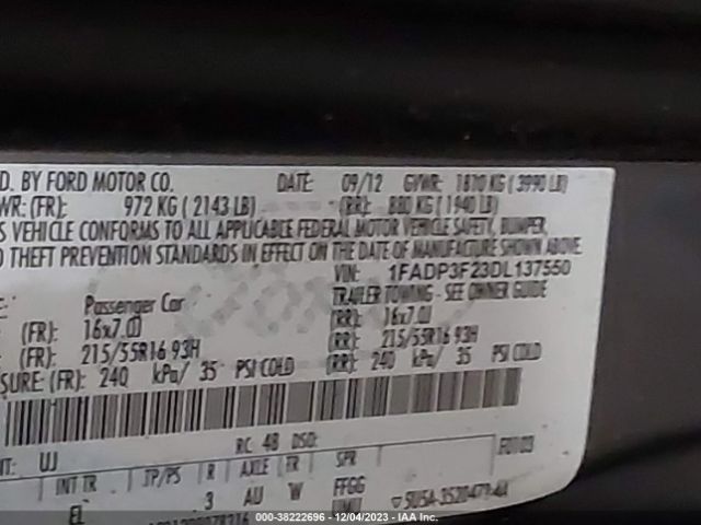 Photo 8 VIN: 1FADP3F23DL137550 - FORD FOCUS 