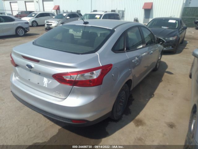 Photo 3 VIN: 1FADP3F23DL138214 - FORD FOCUS 