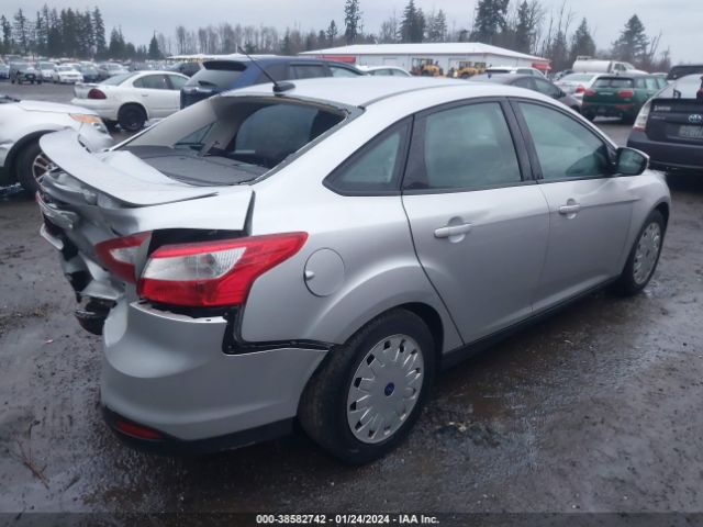 Photo 3 VIN: 1FADP3F23DL138648 - FORD FOCUS 