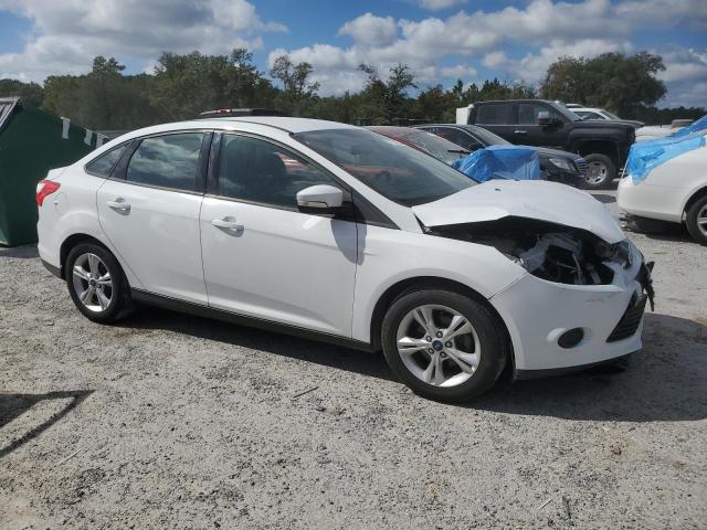 Photo 3 VIN: 1FADP3F23DL164974 - FORD FOCUS SE 