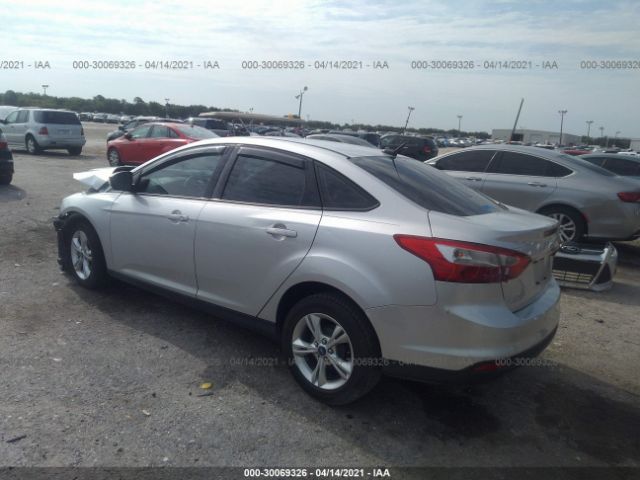 Photo 2 VIN: 1FADP3F23DL167776 - FORD FOCUS 