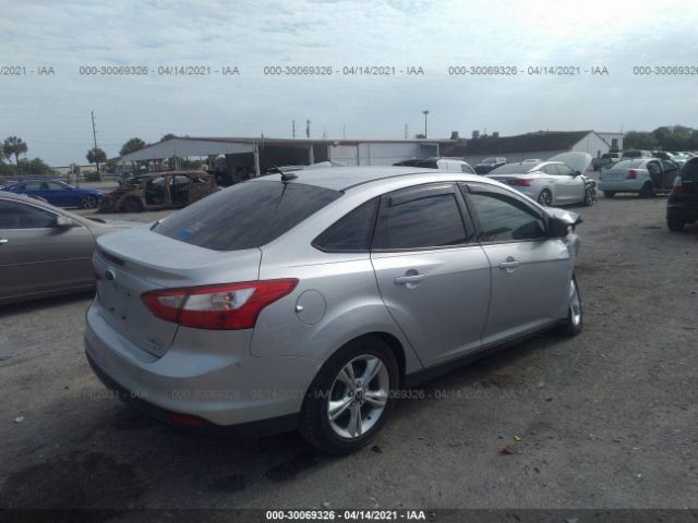 Photo 3 VIN: 1FADP3F23DL167776 - FORD FOCUS 