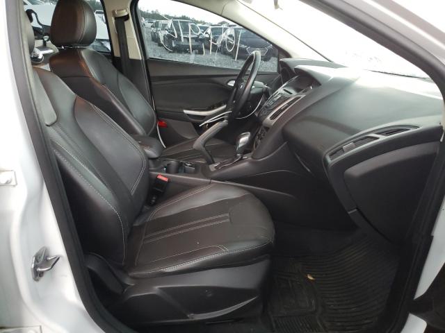 Photo 4 VIN: 1FADP3F23DL171732 - FORD FOCUS SE 