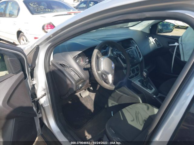 Photo 4 VIN: 1FADP3F23DL274231 - FORD FOCUS 