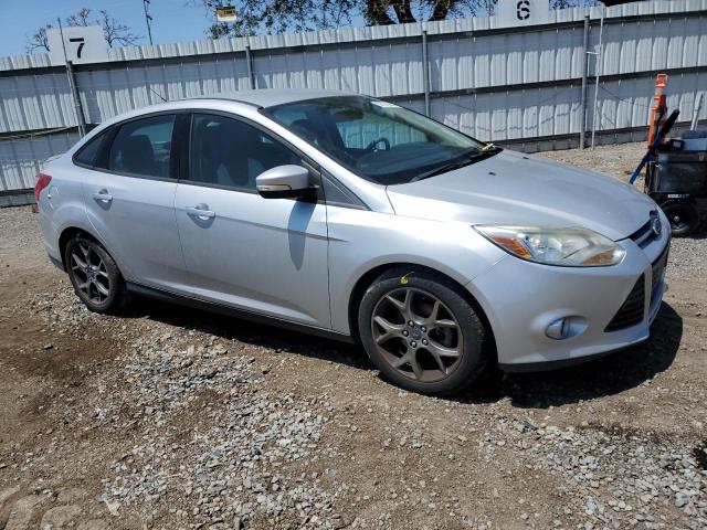 Photo 3 VIN: 1FADP3F23DL345525 - FORD FOCUS 