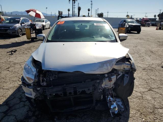 Photo 4 VIN: 1FADP3F23DL352927 - FORD FOCUS 