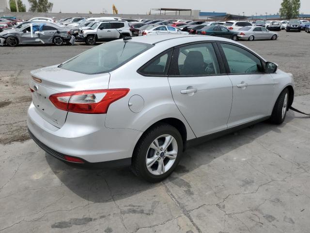 Photo 2 VIN: 1FADP3F23DL355021 - FORD FOCUS SE 