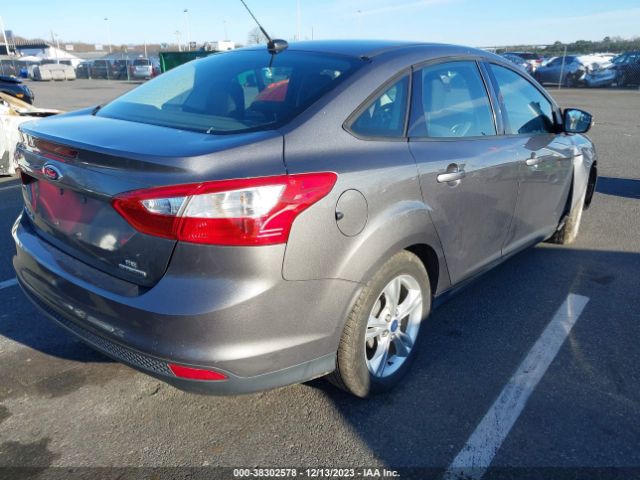 Photo 3 VIN: 1FADP3F23DL380744 - FORD FOCUS 