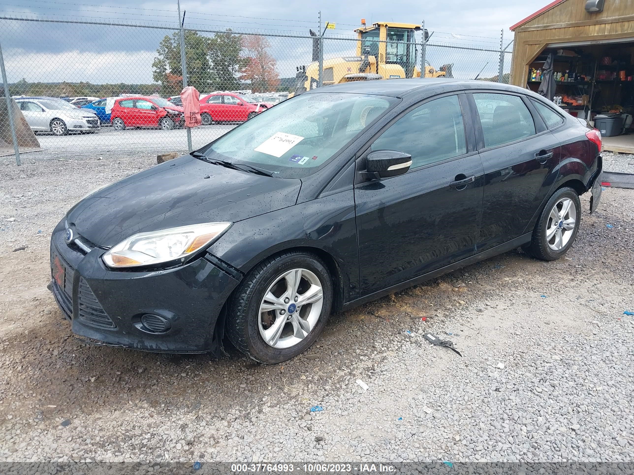 Photo 1 VIN: 1FADP3F23EL106820 - FORD FOCUS 