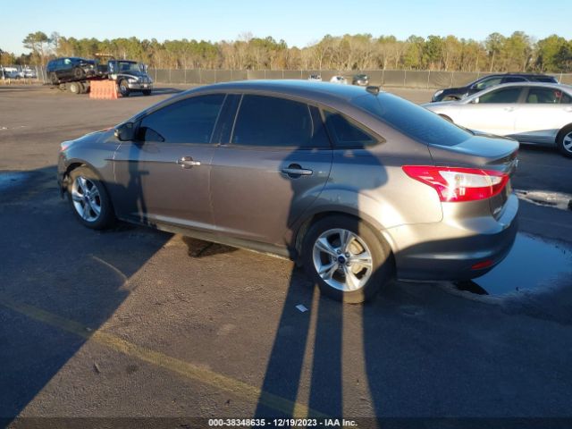 Photo 2 VIN: 1FADP3F23EL203855 - FORD FOCUS 