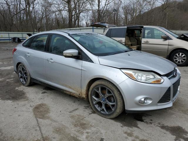 Photo 3 VIN: 1FADP3F23EL217786 - FORD FOCUS SE 