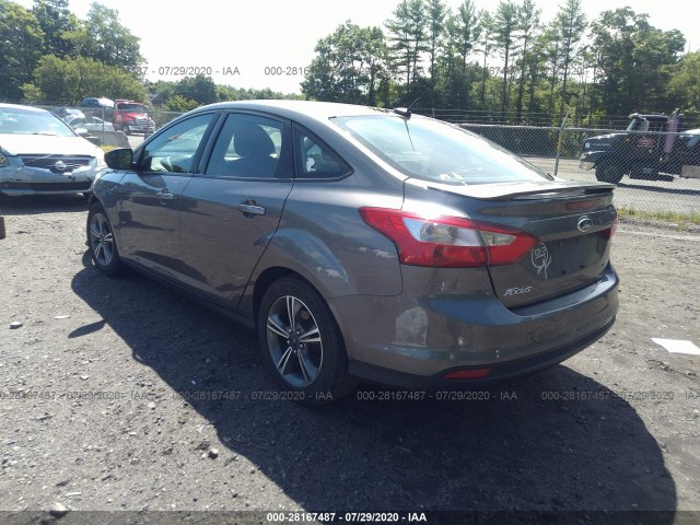 Photo 2 VIN: 1FADP3F23EL232112 - FORD FOCUS 