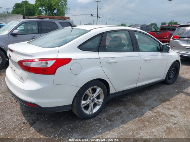 Photo 3 VIN: 1FADP3F23EL242218 - FORD FOCUS 