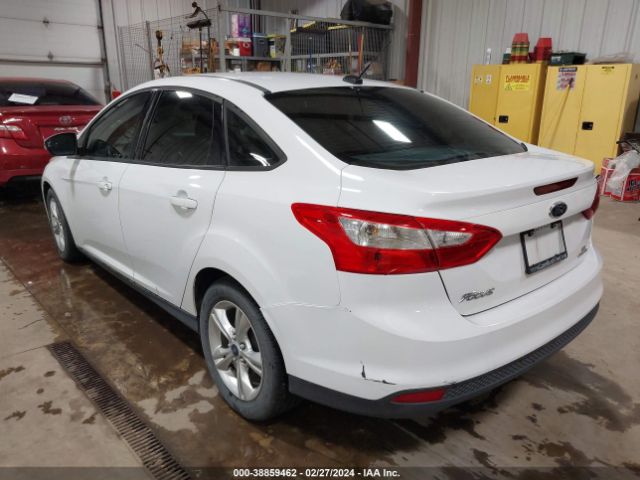 Photo 2 VIN: 1FADP3F23EL259861 - FORD FOCUS 