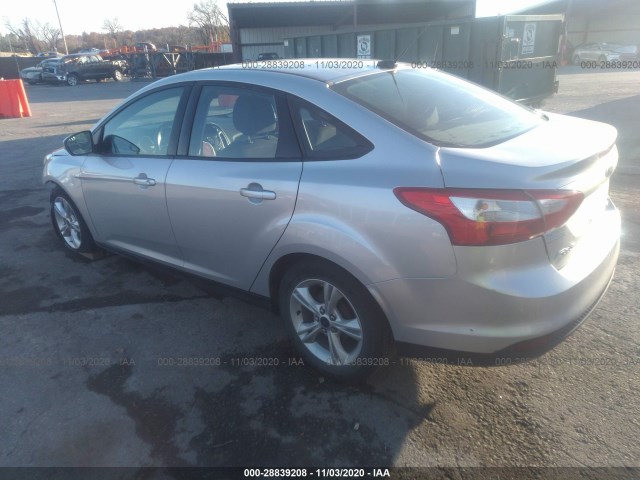 Photo 2 VIN: 1FADP3F23EL286459 - FORD FOCUS 