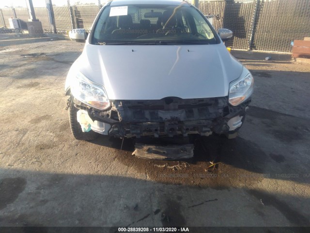 Photo 5 VIN: 1FADP3F23EL286459 - FORD FOCUS 