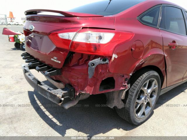 Photo 5 VIN: 1FADP3F23EL317211 - FORD FOCUS 