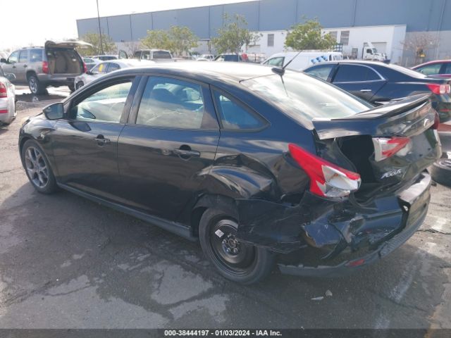 Photo 2 VIN: 1FADP3F23EL326300 - FORD FOCUS 